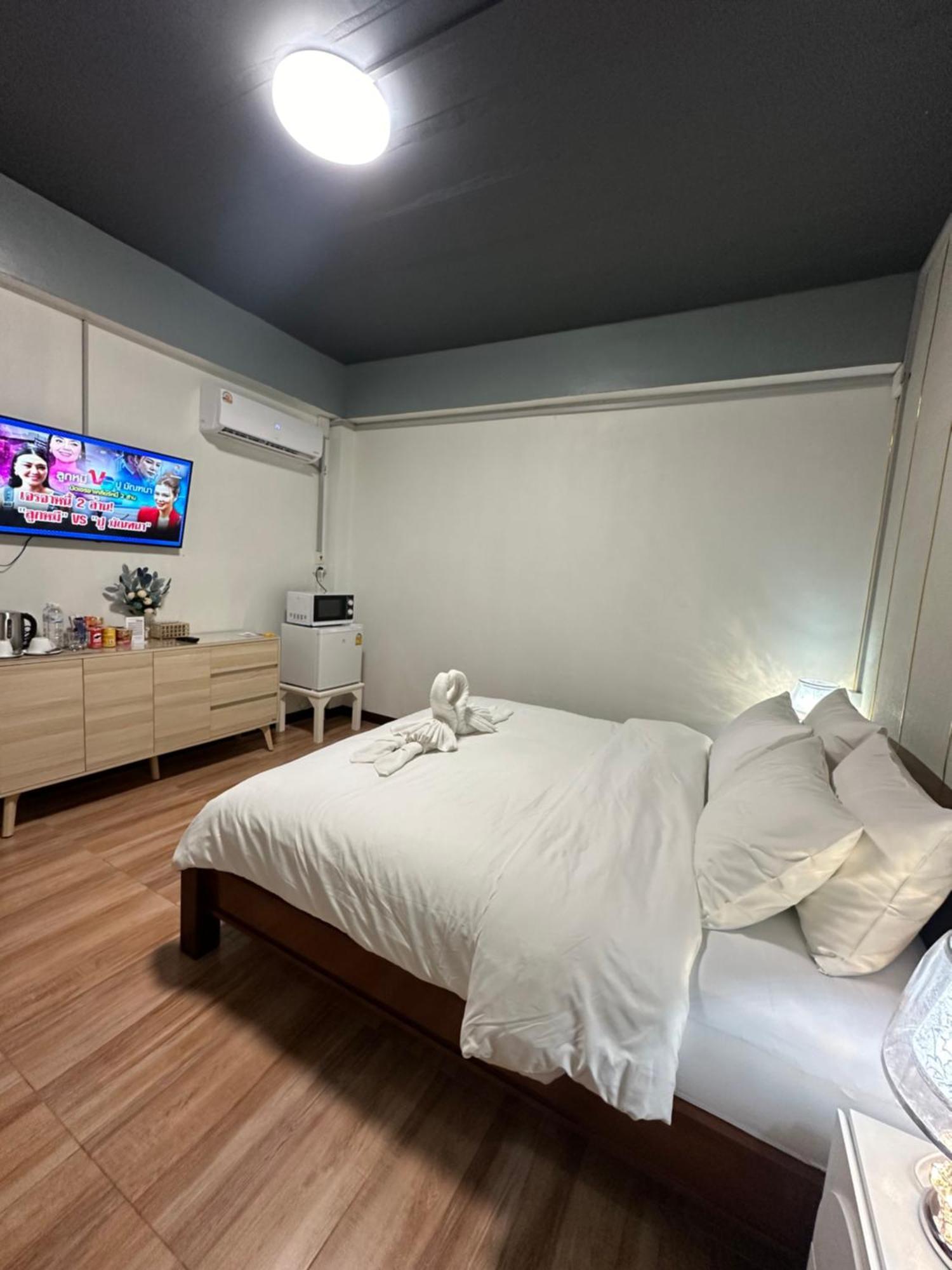 Service Apartment 102: Central City Getaway Lampang Exterior photo
